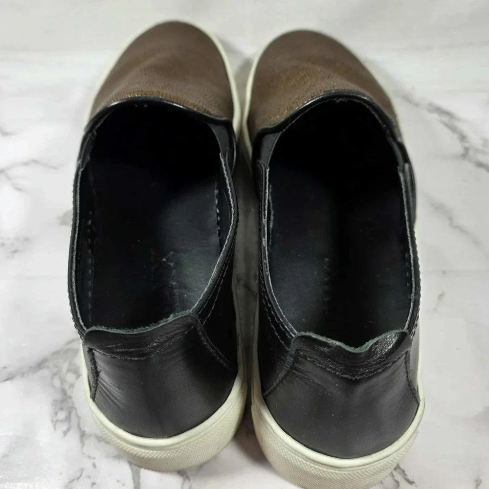 The‎ Flexx Slip On Sneakers Bronze Textured Leather - Womens Size 8 M